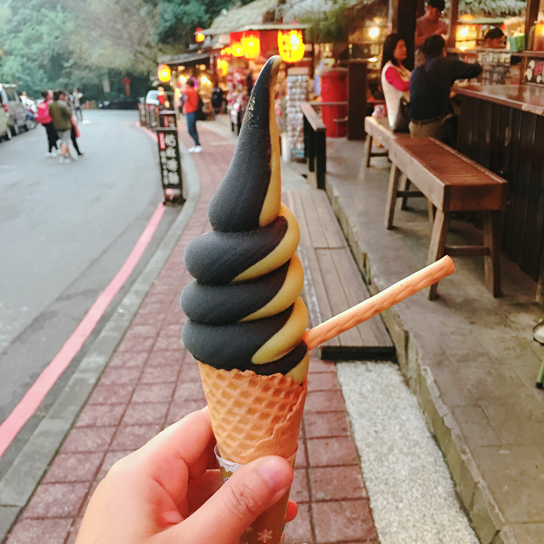 làng yêu quái