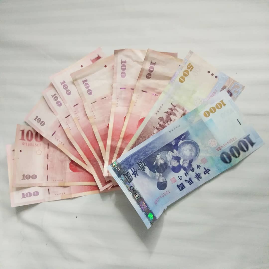 Tiền Đài Loan