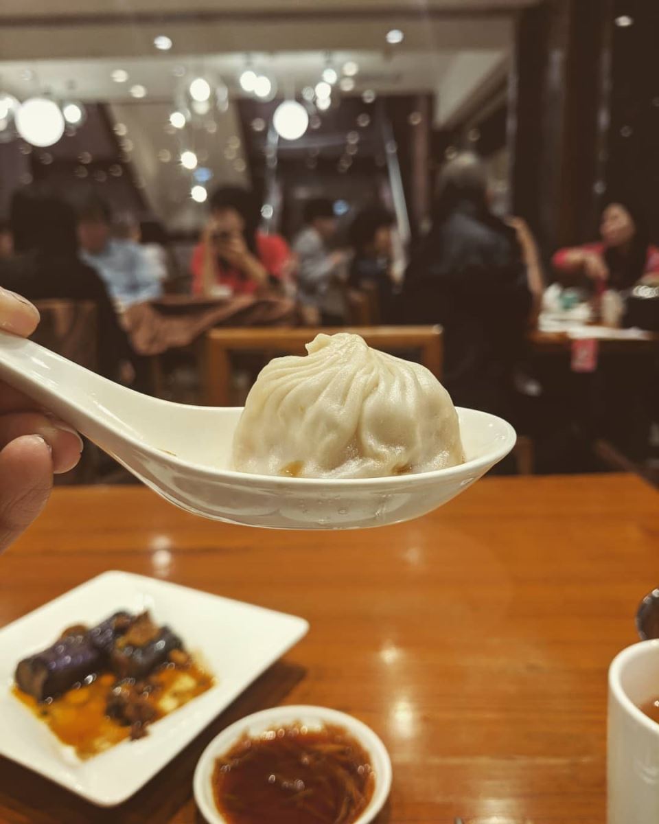 Thưởng thức tiểu long bao