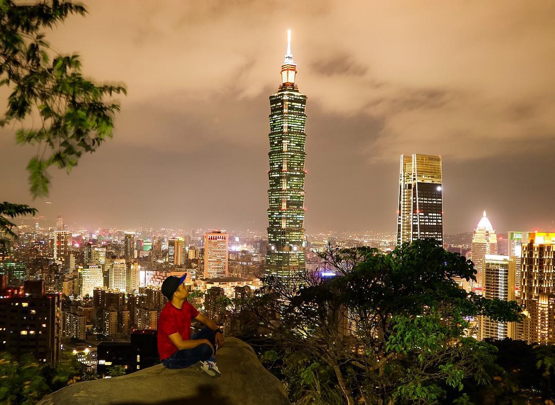 Tháp Taipei 101