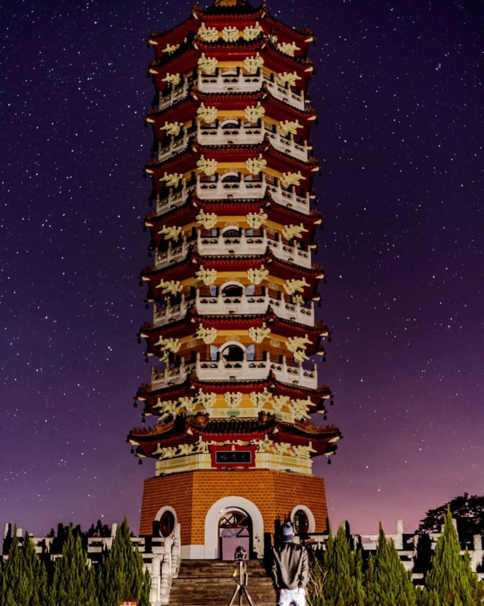 Tháp Từ Ân