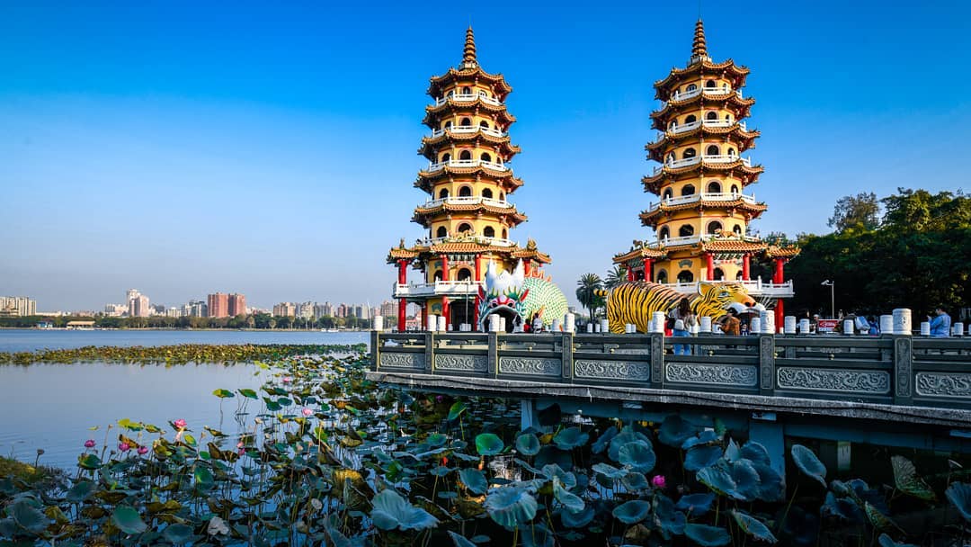 Đầm liên trì
